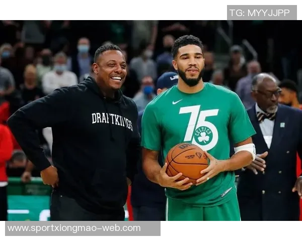 皮尔斯评论快船小卡球衣退役问题认为出场次数不足